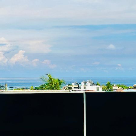 Amazing Sunset View Rooftop. Flic-en-Flacq Exterior foto